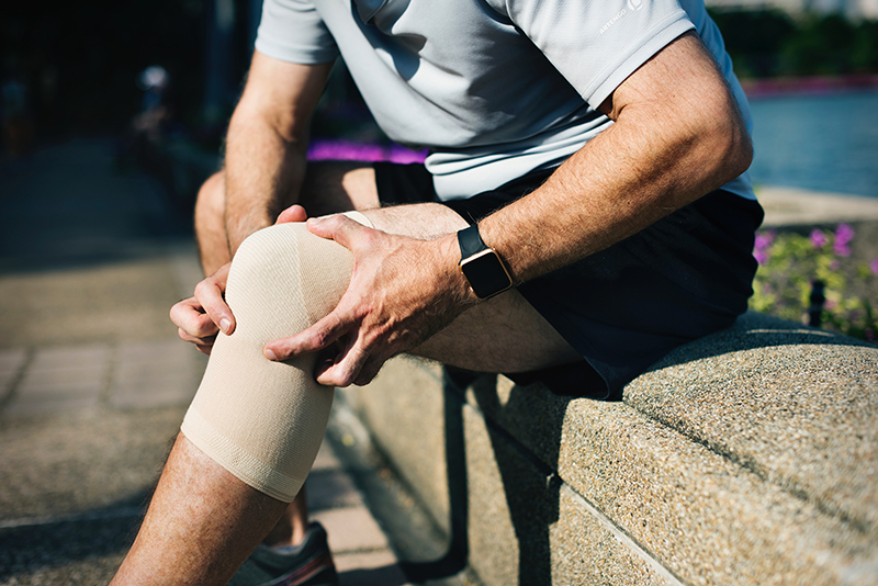 4 Great Tips to Relieving Joint Pain in the Knees